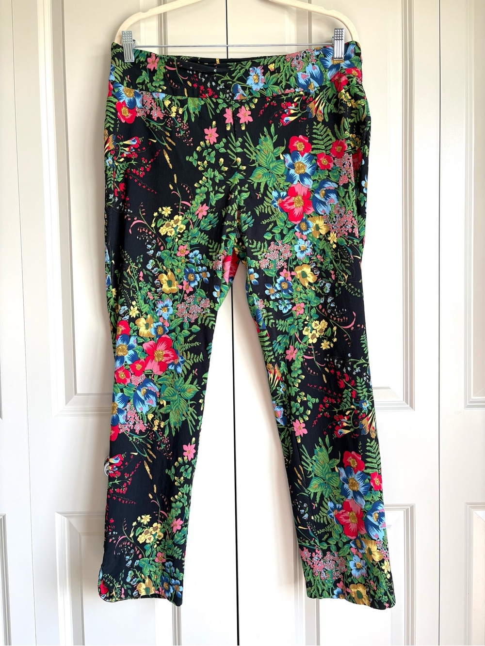 Soft Surroundings Black Floral Botanical Print Pull On Capri Pants Size Large